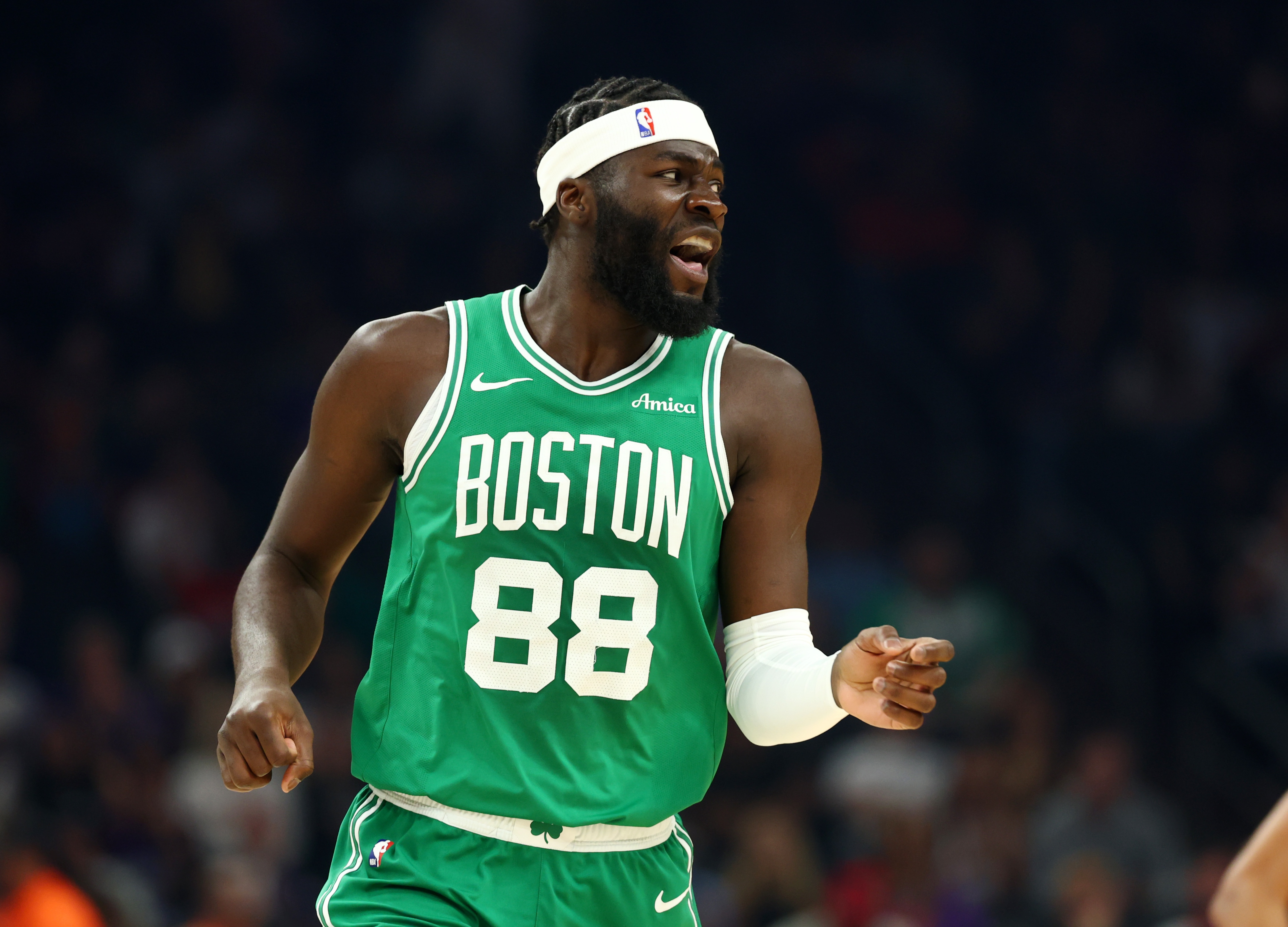 华体会官方-27分17板1断3帽！庄神：科塔打得很努力表现非常出色