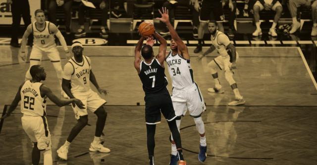 33岁的杜兰特再攀高峰，靠的就是被时代遗弃的中投