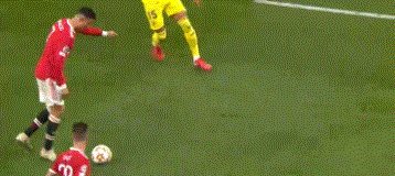 华体会-【欧冠】C罗补时5分钟绝杀！曼联2比1逆转黄潜