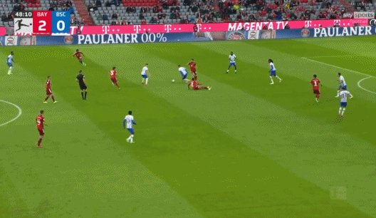 华体会体育-【德甲】莱万戴帽连续13场破门 拜仁5-0送赫塔3连败