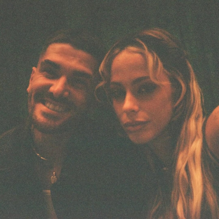 华体会官网-天后伴侣😍德保罗未婚妻29岁生日，两人甜蜜自拍，梅西出席派对